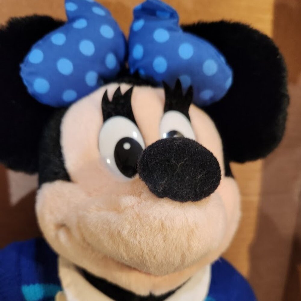 Vintage The Disney Store Minnie Mouse